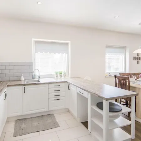 別荘 Three-bedroom Holiday In