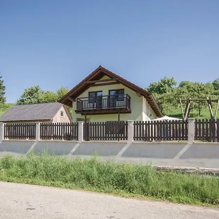 Three-bedroom Holiday In *